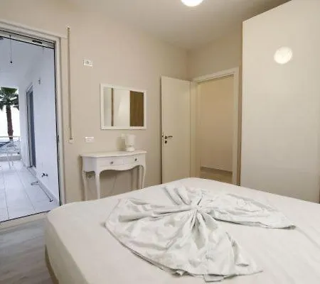 Albania Dream Luxury 2 Cuke