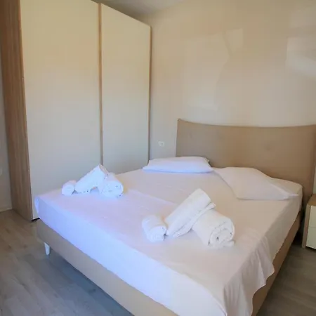 Albania Dream Luxury 2 *