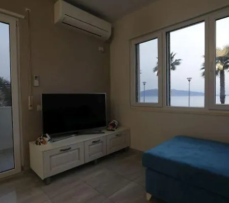 Albania Dream Luxury 2 Cuke