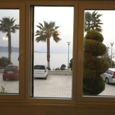 Albania Dream Luxury 2 Cuke