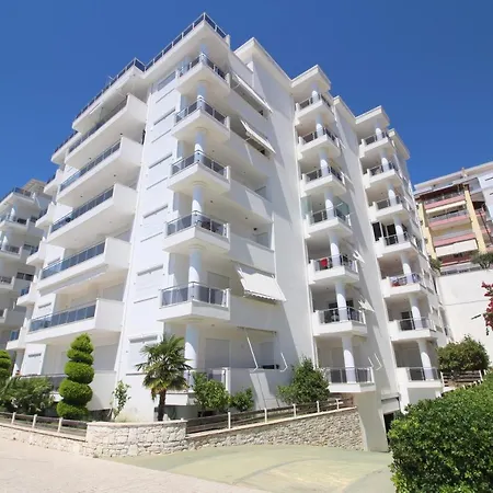 Albania Dream Luxury 2 Cuke