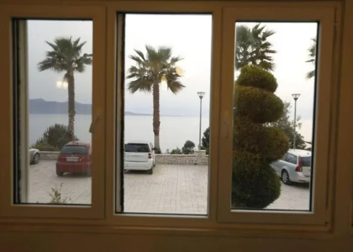 Albania Dream Luxury 2 Cuke