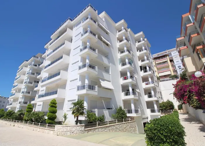 Albania Dream Luxury 2 Cuke