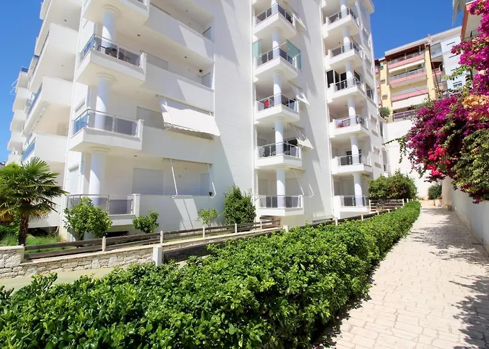 Albania Dream Luxury 2 *